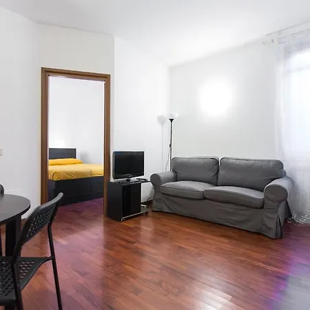 Panfilo Castaldi 37 * Milan